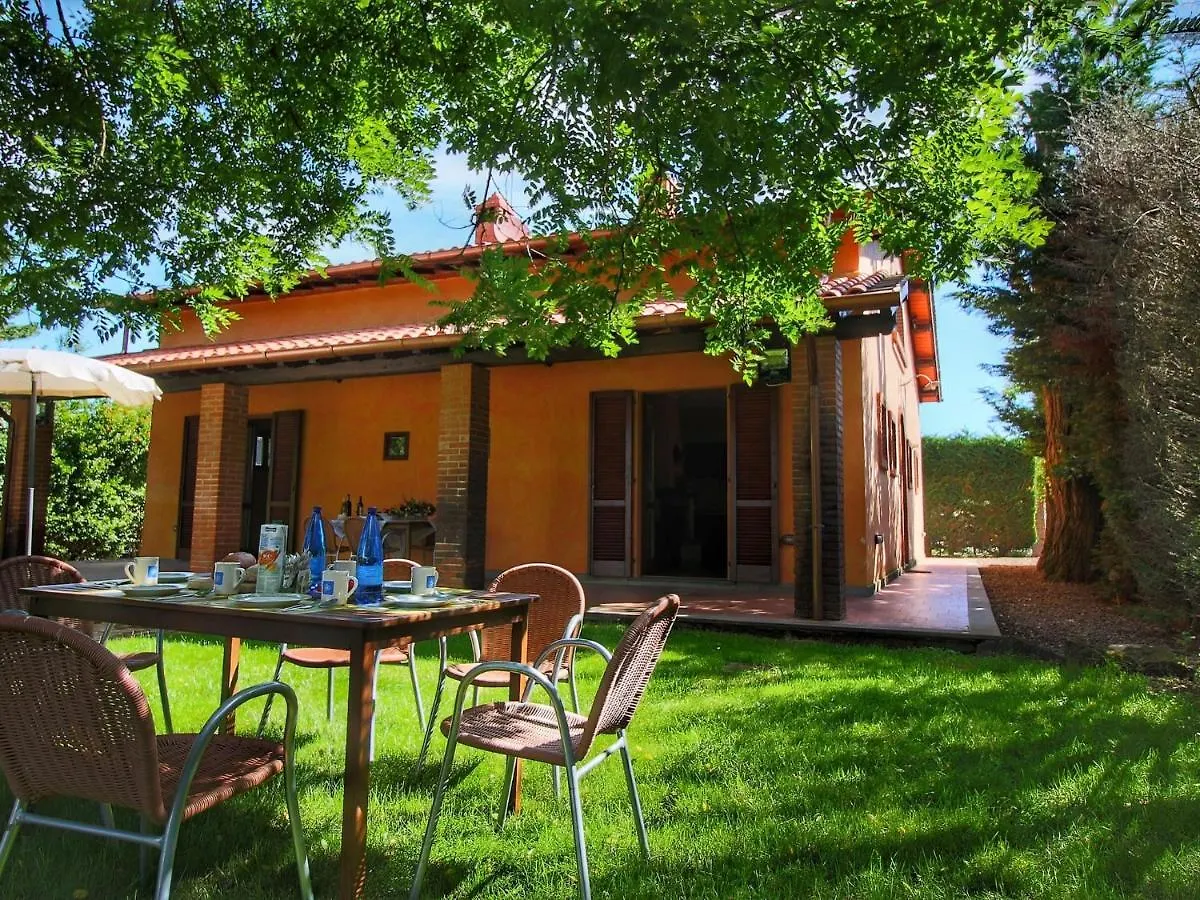 Belvilla By Oyo Attractive Mansion With Pool Valiano Holiday home