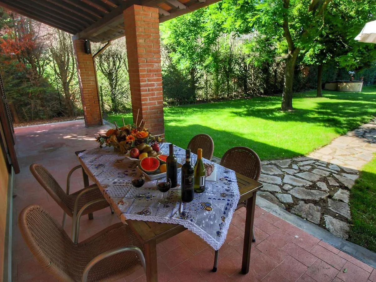 Belvilla By Oyo Attractive Mansion With Pool Valiano 0*,  Italy